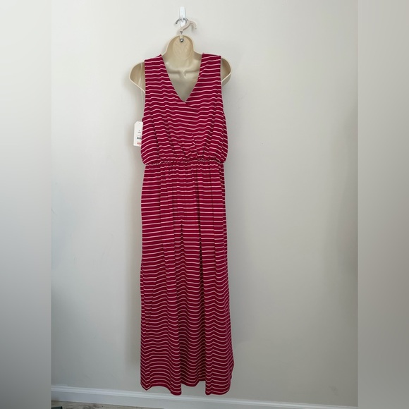 Faded Glory Red and White Striped Top - Picture 3 of 7